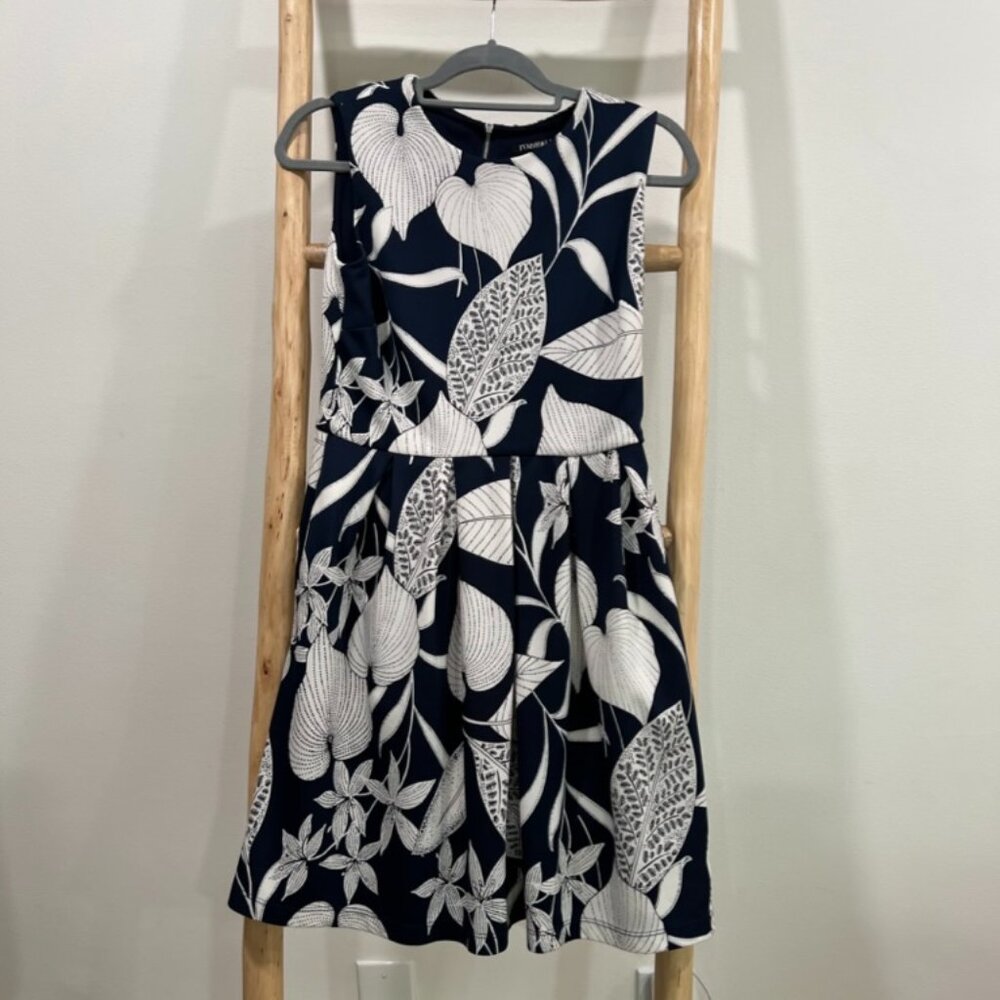 Roz & Ali sz 8P Navy & White